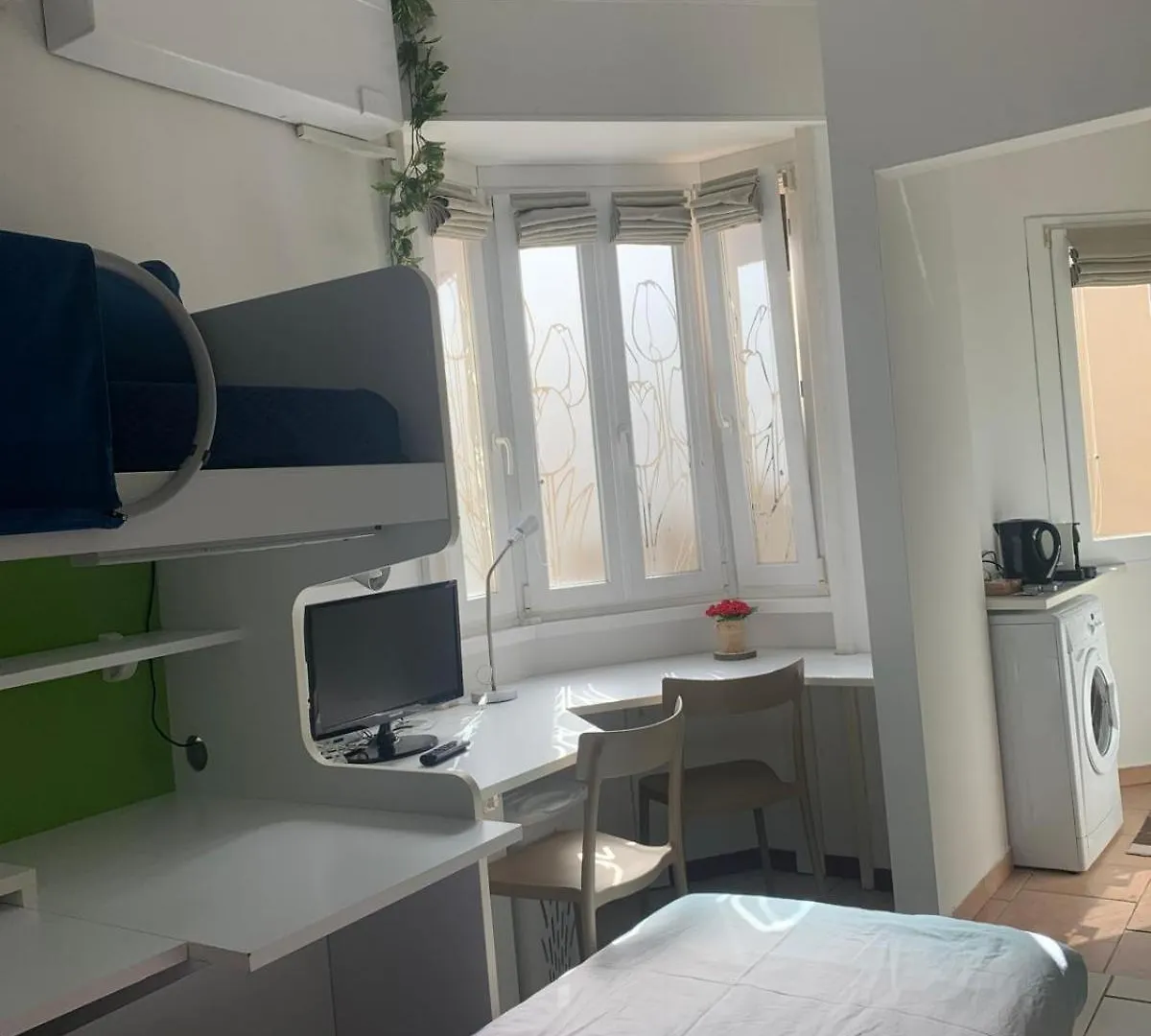 Valtellina Milano Holidays 0*, Milan